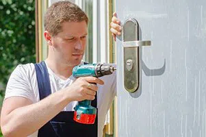 Super Locksmith Service Fort Myers, FL 239-443-5093 - lock-changing