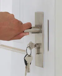 Super Locksmith Service Fort Myers, FL 239-443-5093 - re-key-locks